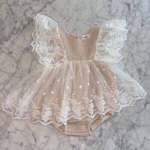 NWOT SWEET GABBY NUDE BODYSUIT DRESS 18/24M